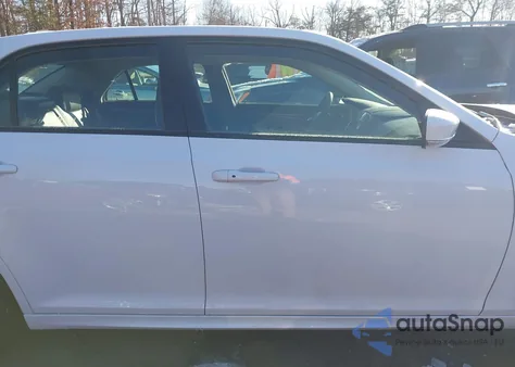 2023 Chrysler 300 Touring L z USA, uszkodzony, nr VIN 2C3CCADG4PH706898